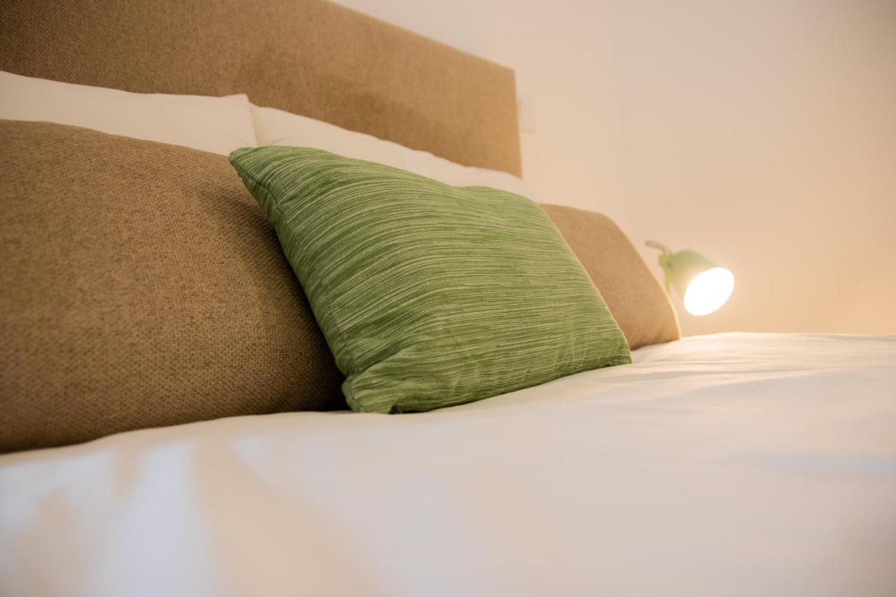 Prado 20 Twin Apartment วีลาเรอัล ภายนอก รูปภาพ